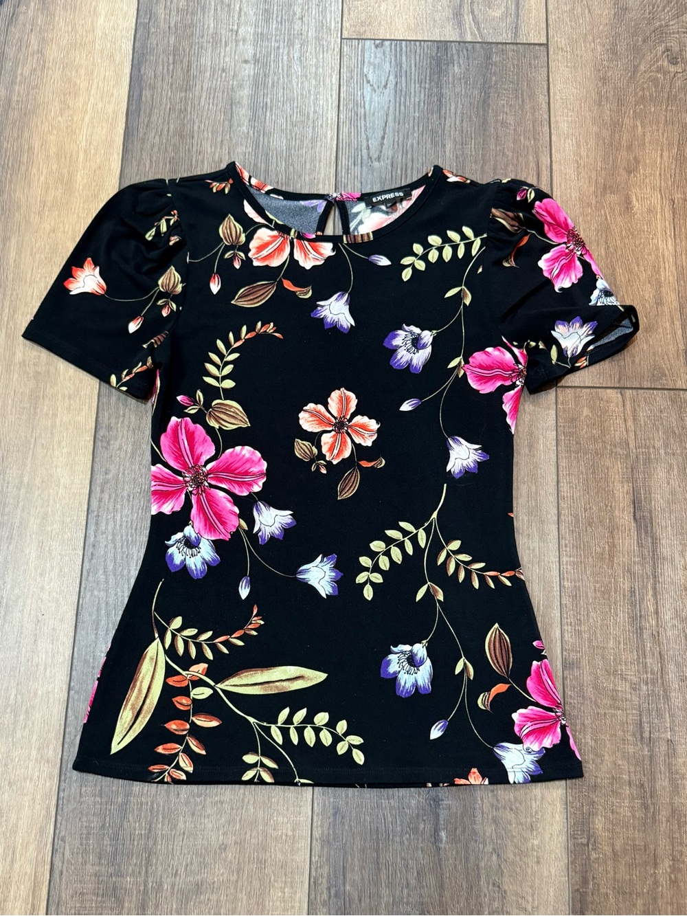 Express Black Floral Puff-Sleeve Blouse